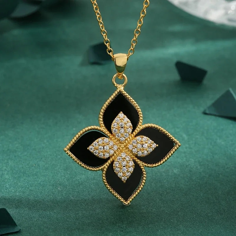 The Luxe Clover Necklace, two-color malachite four-leaf flower pendant luxury temperament necklace.gift for Queen