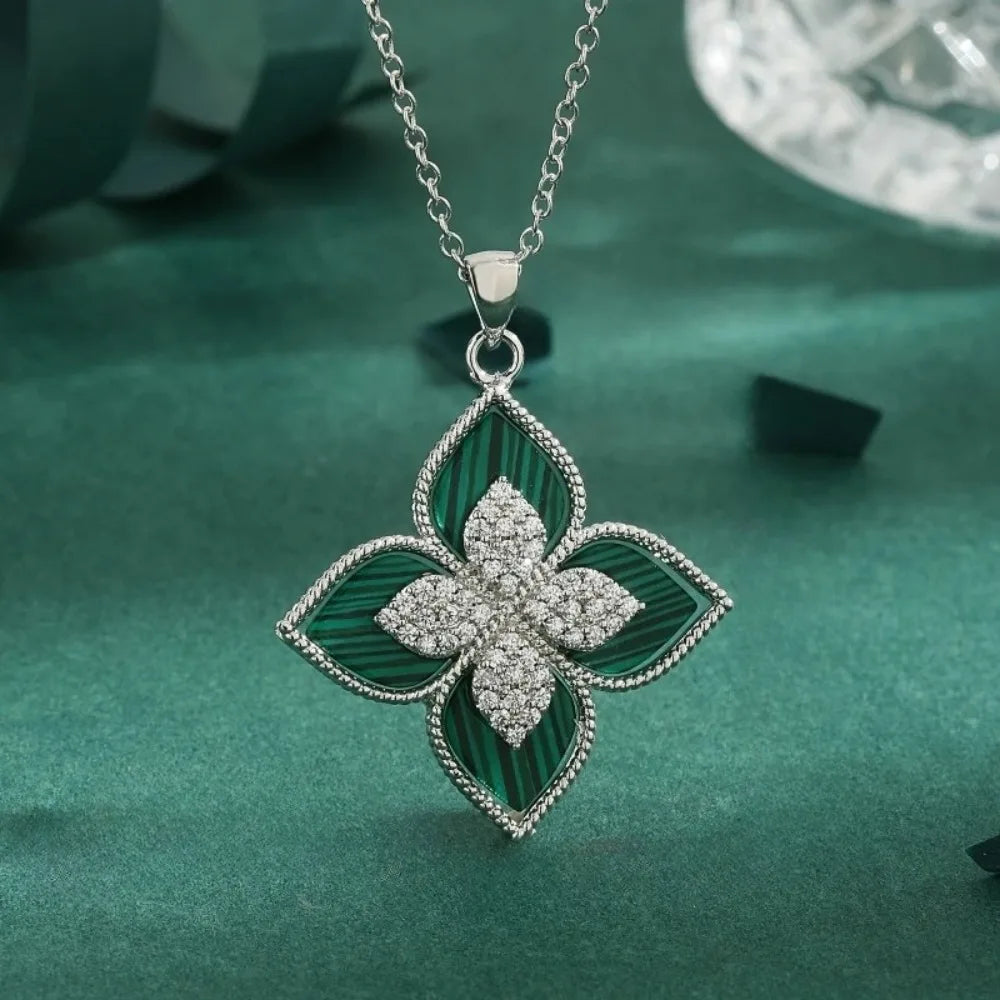 The Luxe Clover Necklace, two-color malachite four-leaf flower pendant luxury temperament necklace.gift for Queen