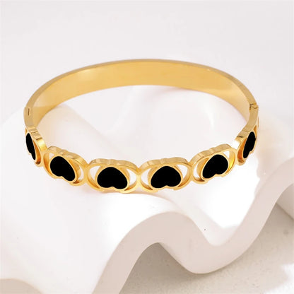 Statement 316L Stainless Steel 2025 New Fashion Jewelry Young Style Love Heart Charm Bangle Bracelets for Women Lover